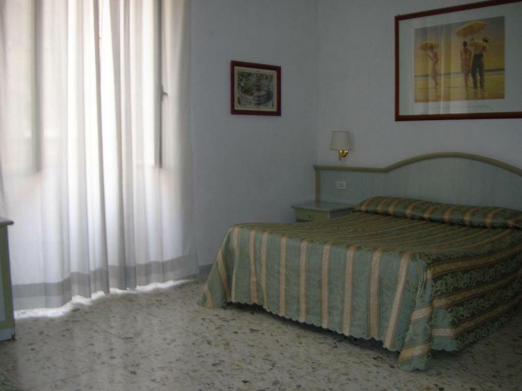 Gioia Pensión Roma